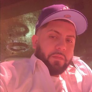 Meet your Posher, Jonathan